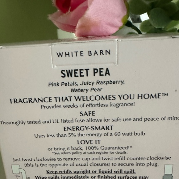 White Barn Sweet Pea Wallflowers Fragrance Refills - Pink and Green - Picture 4 of 4